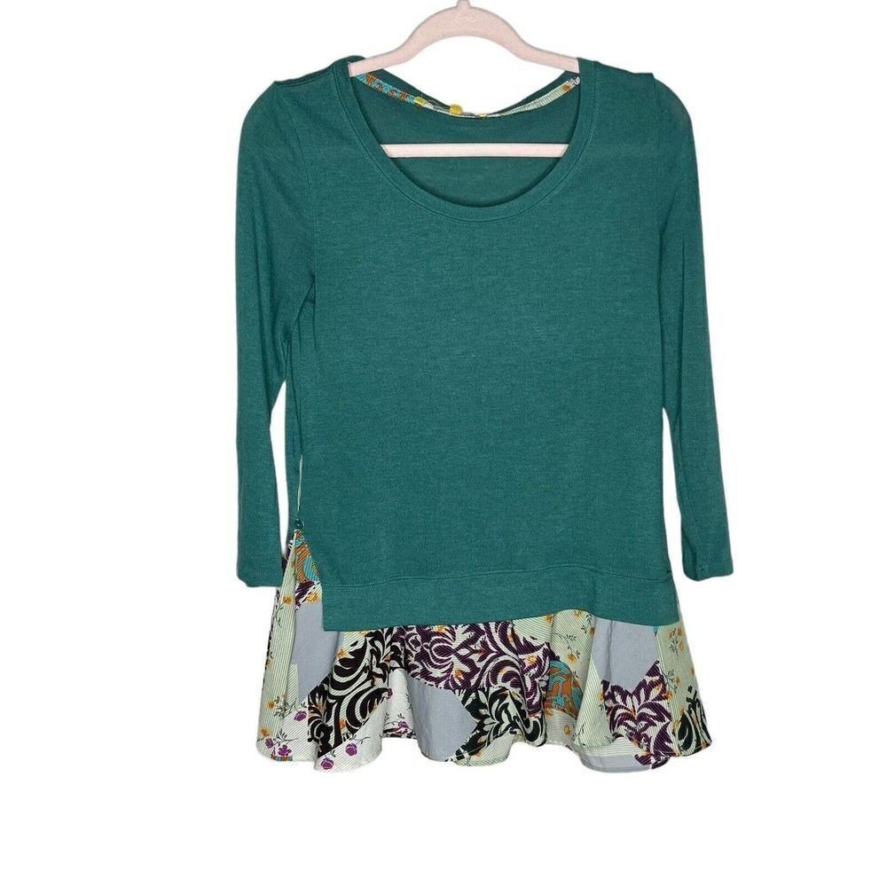 Anthropologie Little Yellow Button Green Knit Top Blouse XS Floral Peplum Trim